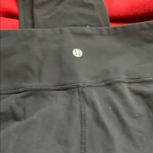 Lululemmons yoga pants